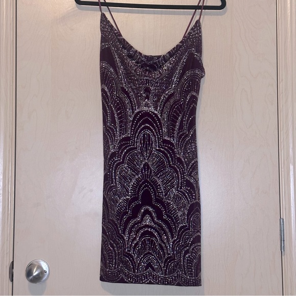 Nordstrom Jump Apparel Burgandy Dress With Glitter - Picture 2 of 5